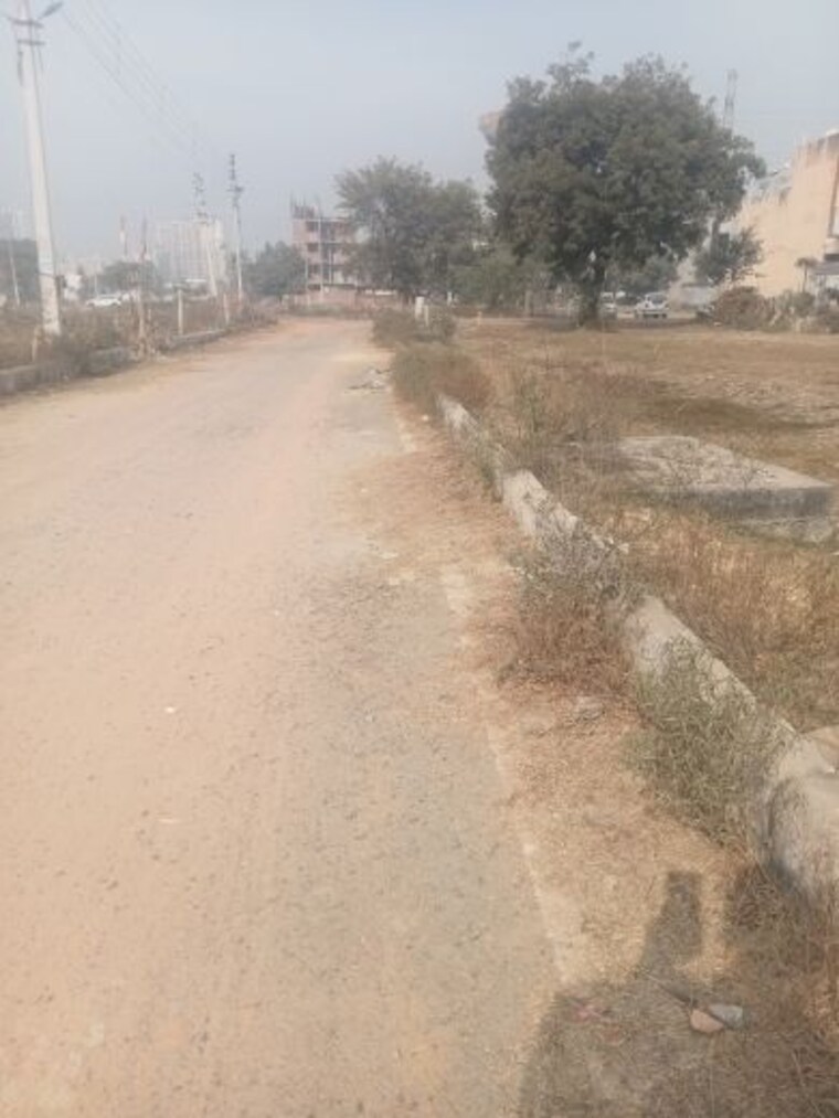 undefined, bptp-parklands  263 Sq.Yd. Plot In Sector 76 Faridabad 9802220