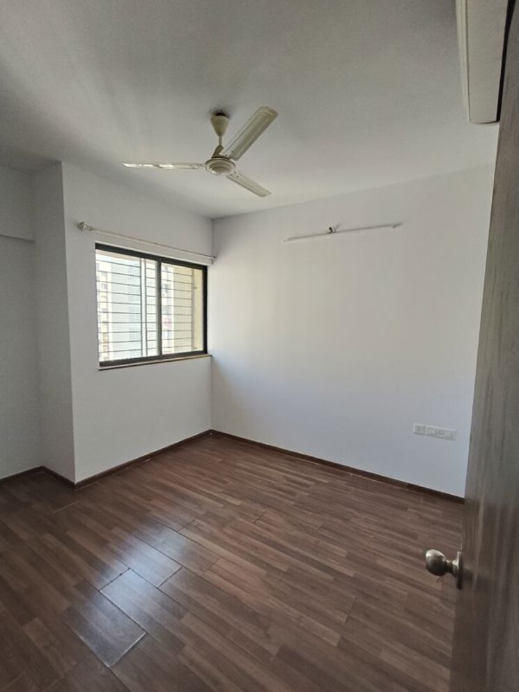 Room, lodha-palava-fontana-c-to-h 1 Bedroom 450 Sq.Ft. Apartment In Dombivli East Thane 9802272