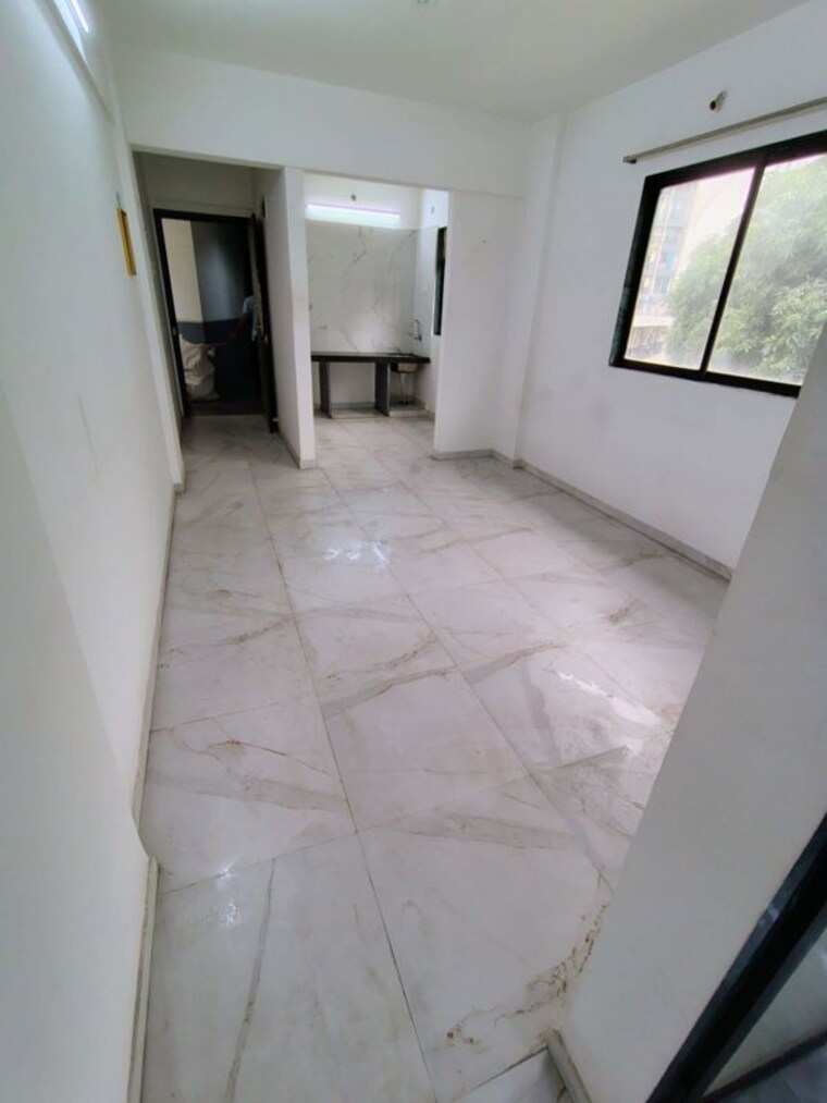 Room, om-paraiso 1 Bedroom 315 Sq.Ft. Apartment In Shilphata Thane 9802305