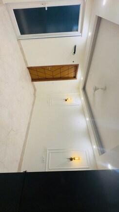 3 BHK + Servant Room Builder Floor For Sale in Chittaranjan Park