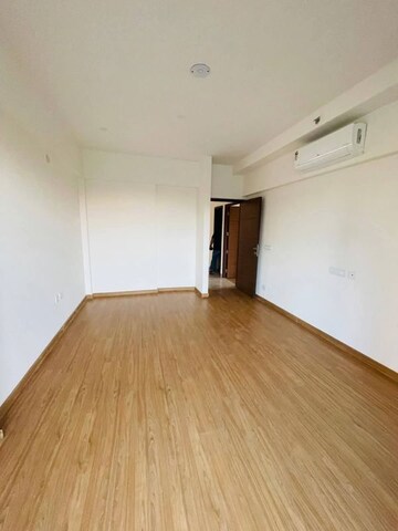 Room in 3 BHK Apartment at Godrej Meridien, Sector 106 – for Rent