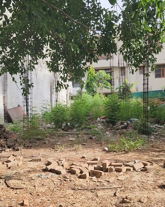 Plot For Sale in Palam Vihar