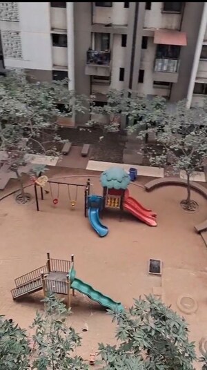 Master Bedroom in 2.5 BHK Apartment at Lodha Palava City Lakeshore Greens, Dombivli East – for Rent