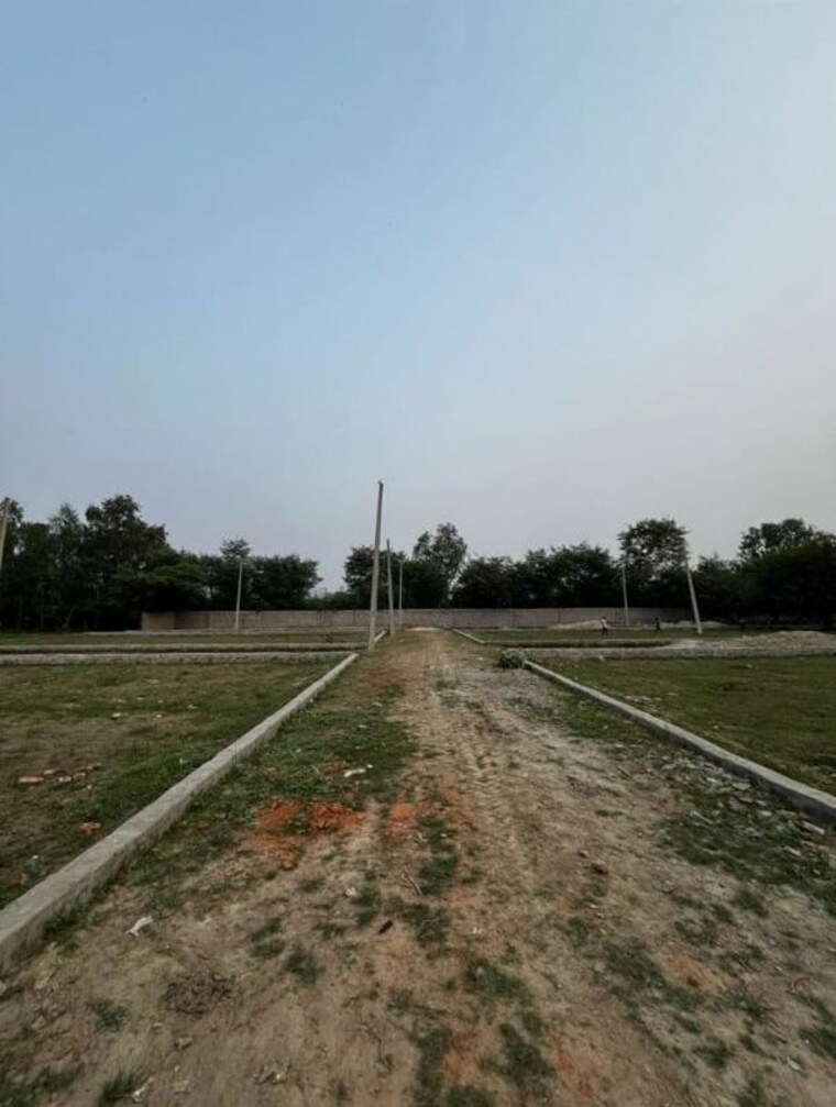 undefined, jewar  100 Sq.Yd. Plot In Jewar Greater Noida 9802809
