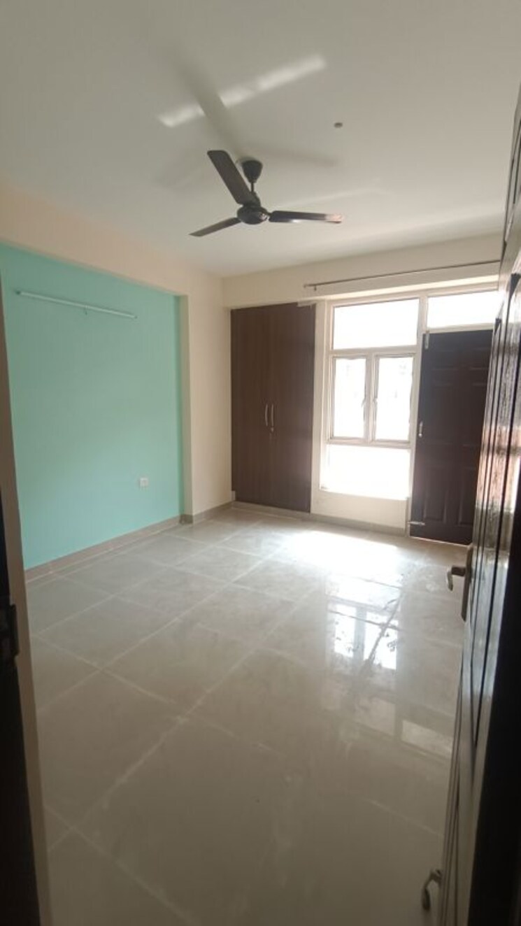 Room, supertech-cape-town 2 Bedroom 1082 Sq.Ft. Apartment In Sector 74 Noida 9802843