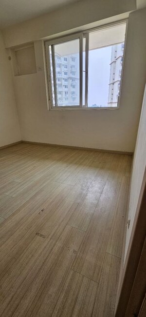 Room in 3 BHK Apartment at Dlf New Town Heights, Rajarhat New Town – for Sale