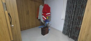 Team Area in 2 BHK Apartment at Vaibhav Apartment Prabhadevi, Prabhadevi – for Rent