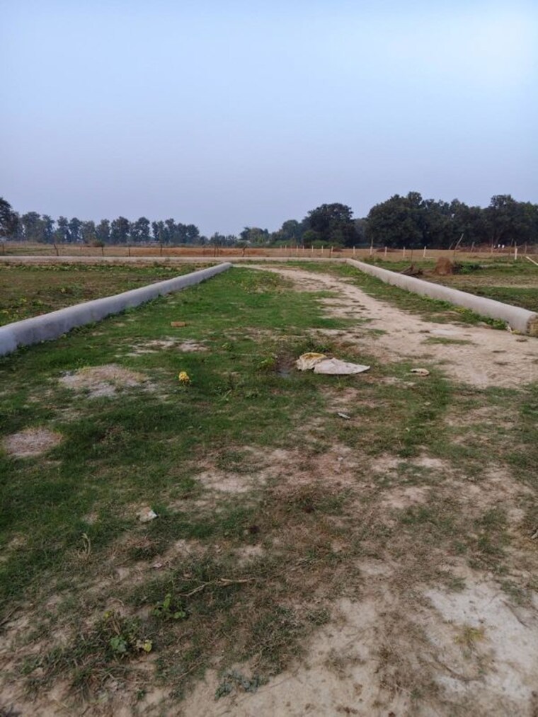 Garden, jankipuram extension  1000 Sq.Ft. Plot In Jankipuram Extension Lucknow 9803167