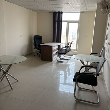 Team Area in  Office Space at Vipul Plaza Faridabad, Sector 81 – for Rent