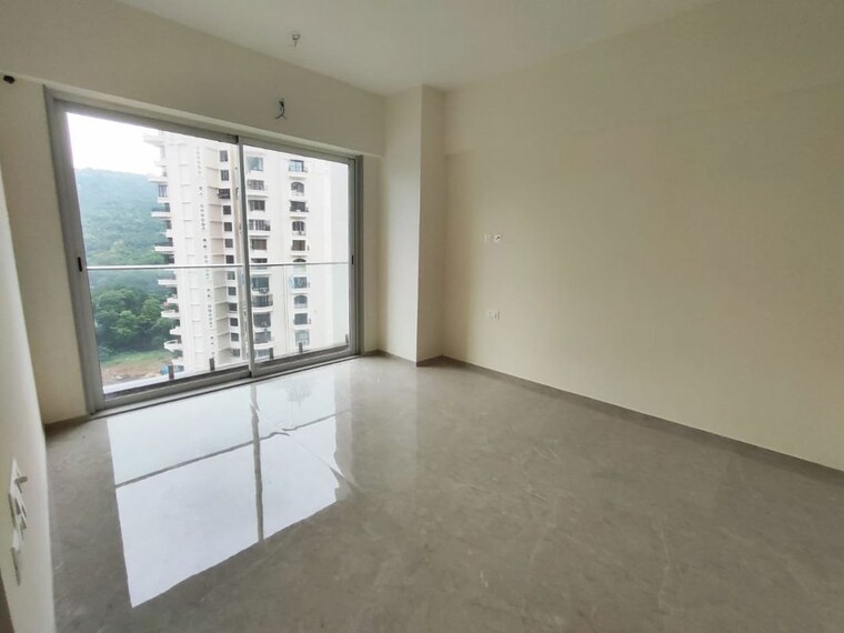 Room, neelkanth-lake-view 3 Bedroom 1300 Sq.Ft. Apartment In Pokhran Road No Two Thane 9803360