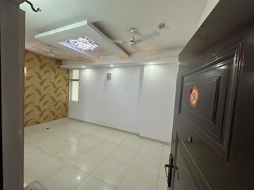 Bathroom in 2 BHK Builder Floor at Vaishali Nagar – for Sale