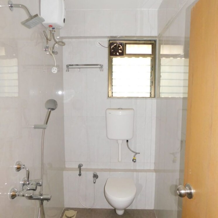 Bathroom, santacruz east 2 Bedroom 760 Sq.Ft. Apartment In Santacruz East Mumbai 9803470