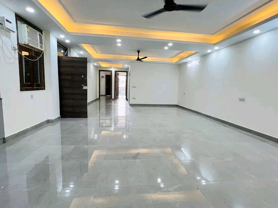 3 BHK + Servant Room Builder Floor For Rent in Chattarpur