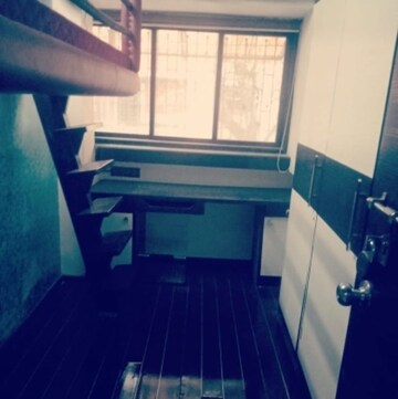 Team Area in 1 BHK Apartment at Bhandup East – for Rent