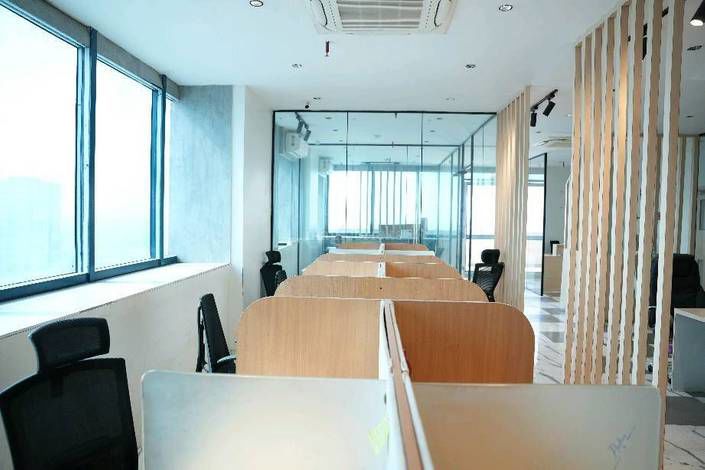 Office Space For Rent in Sector V