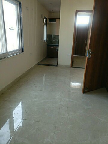 2 BHK Builder Floor For Sale in Tilak Nagar