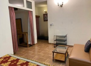 Living Room in 3 BHK Apartment at Butler Colony – for Rent