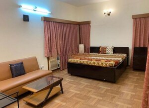 Bedroom in 3 BHK Apartment at Butler Colony – for Rent