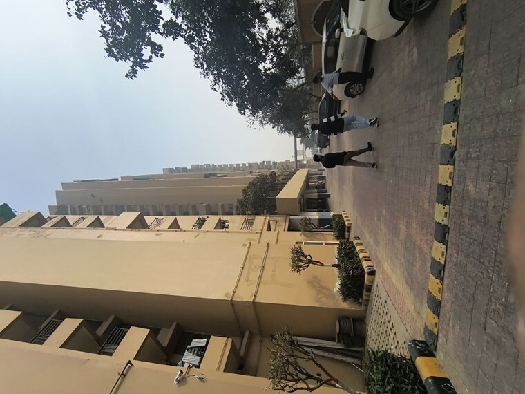 Master Bedroom, migsun-green-mansion 3.5 Bedroom 1515 Sq.Ft. Apartment In Zeta I Greater Noida Greater Noida 9803715