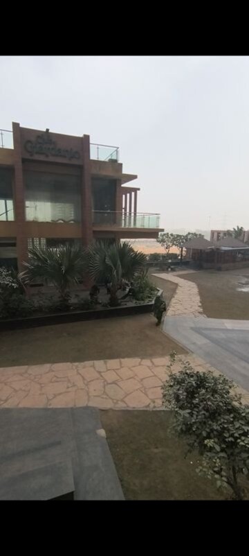 Parking in 3.5 BHK Apartment at Migsun Green Mansion, Zeta I Greater Noida – for Sale