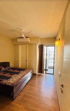 Bedroom in 3 BHK Apartment at Signature Global City 63A, Sector 63a – for Rent