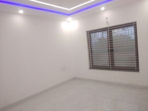 Room in 4 BHK Independent House at Salaiya – for Sale
