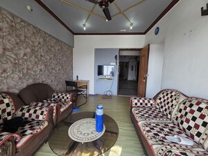 Bedroom in 1 BHK Apartment at Summit Apartment, Goregaon East – for Rent