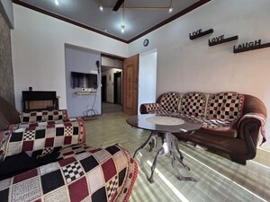 Bedroom in 1 BHK Apartment at Summit Apartment, Goregaon East – for Rent