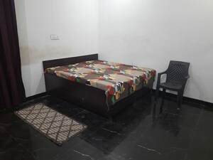Bedroom in  Pg at Sector 63a – for Rent