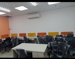 Office Space For Rent in Sector 16