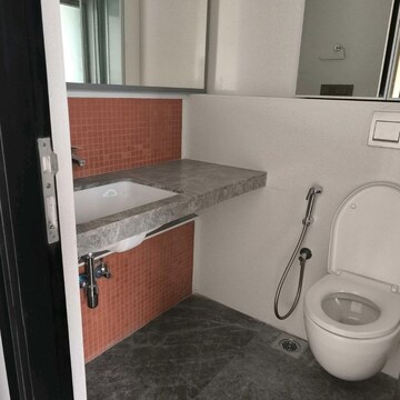 Bathroom in 4 BHK Apartment at Lodha The Park, Century Mills – for Rent