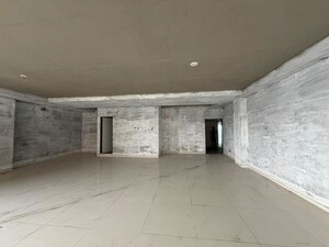 Room in  Office Space at Vaishnodevi Circle – for Rent