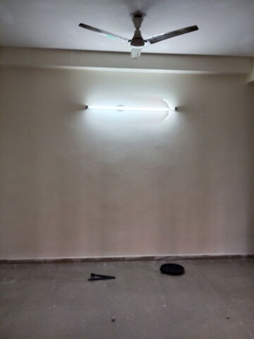 Room in 2 BHK Apartment at Saya Zion, Sector 4 Greater Noida – for Rent