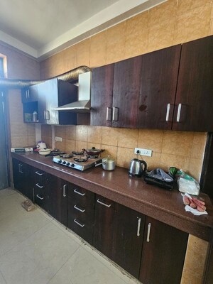 Kitchen in 3 BHK Builder Floor at Sector 55 – for Rent