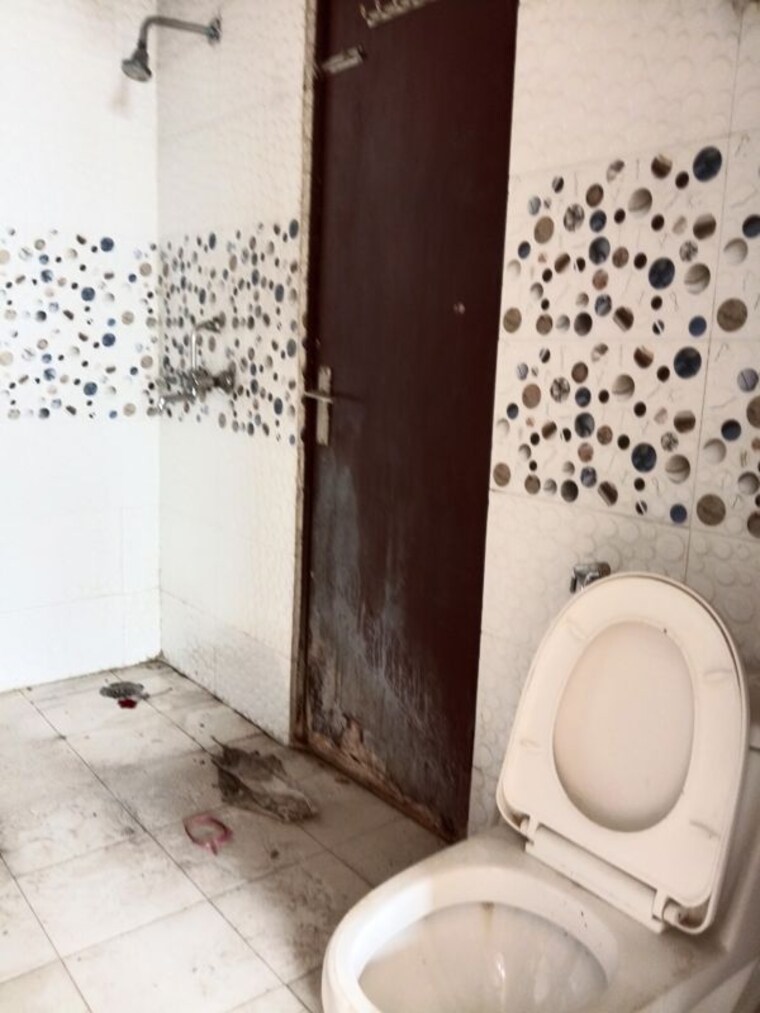 Bathroom, saya-zion 3 Bedroom 1340 Sq.Ft. Apartment In Sector 4 Greater Noida Greater Noida 9748008