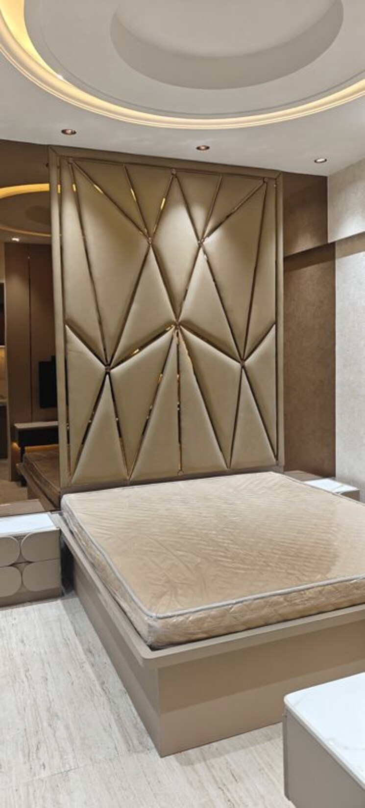 undefined, dev-leo-tower 2 Bedroom 670 Sq.Ft. Apartment In Oshiwara Mumbai 9804247