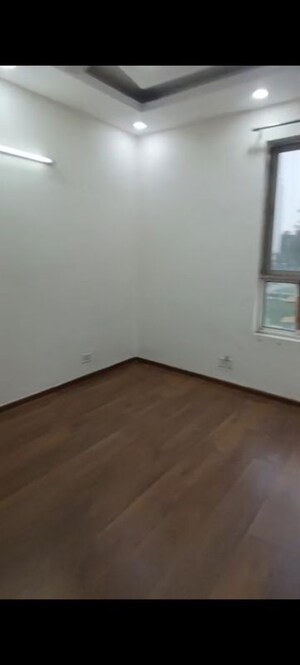 Room in 2 BHK Apartment at 3C Lotus Boulevard, Sector 100 – for Sale