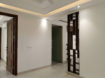 Room in 4 BHK Builder Floor at Defence Colony – for Sale