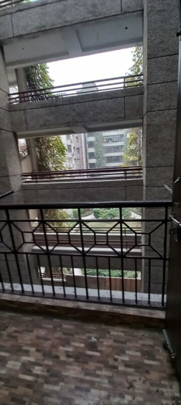 Balcony in 3 BHK Apartment at Sector 4 Dwarka – for Rent