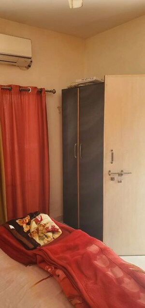 Bedroom in 1 BHK Villa at Satellite – for Rent