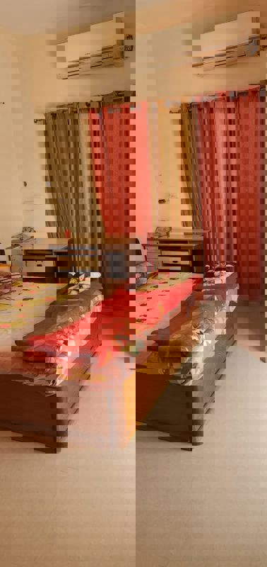 1 BHK Villa For Rent in Satellite