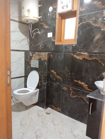 Kitchen in 2 BHK Builder Floor at Sector 84 – for Sale