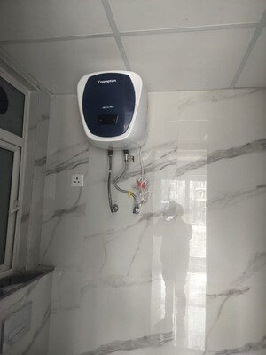 Bathroom in 3.5 BHK Builder Floor at Smart World Gems, Sector 89 – for Sale