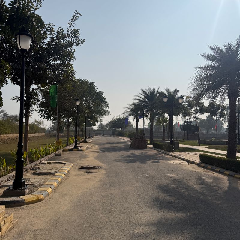 Plot For Sale in Omaxe City - Omaxe Heights