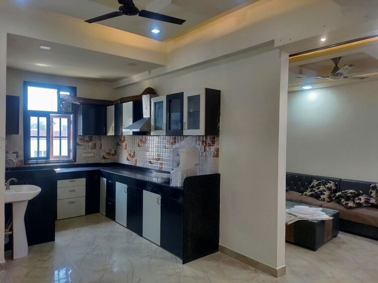 Kitchen, gomti nagar 3 Bedroom 1250 Sq.Ft. Apartment In Gomti Nagar Lucknow 9804465