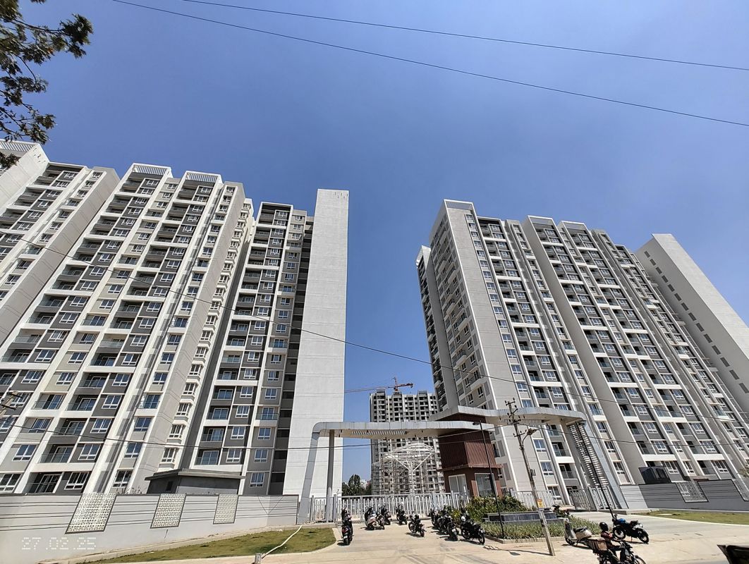 3 BHK + Study Room 1985 Sq.Ft. Apartment in Sumadhura Folium