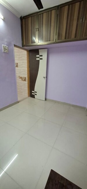 Room in 1.5 BHK Apartment at Bhandup Swastik Apartment, Bhandup East – for Sale