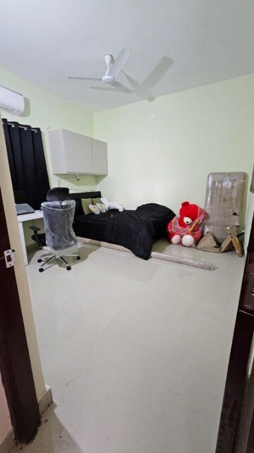 Room in 3 BHK Apartment at Kapra – for Sale