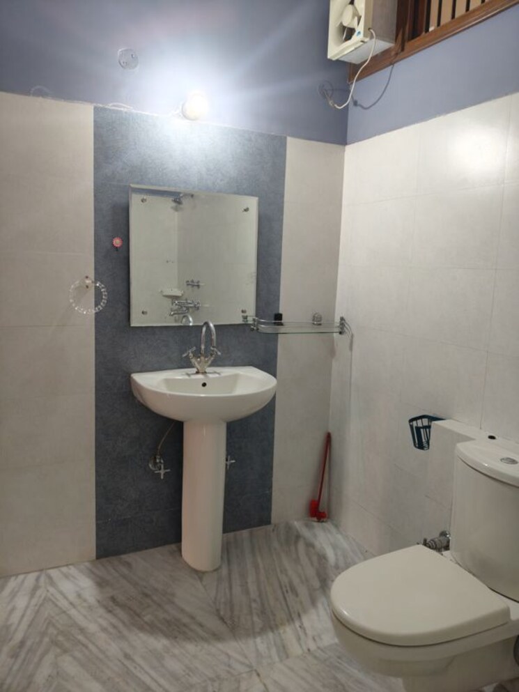 Bathroom, sector 6 3 Bedroom 2300 Sq.Ft. Independent House In Sector 6 Panchkula 9804644