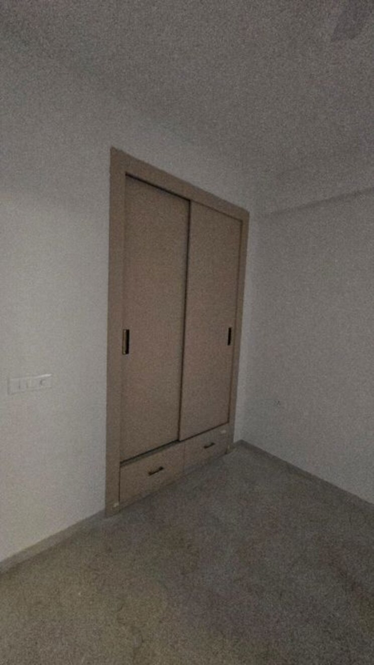 Room, smart-world-gems 2.5 Bedroom 1196 Sq.Ft. Builder Floor In Sector 89 Gurgaon 9804666